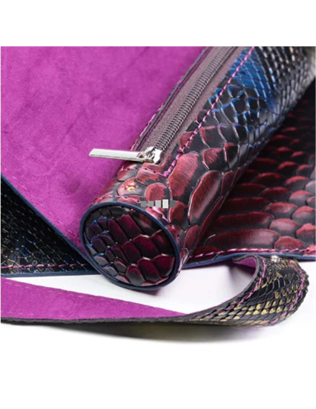 Dragon Scale Roll Up Leatherette Dice Mat 4 Dragon Scale Roll Up Leatherette Dice Mat - Afbeelding 2